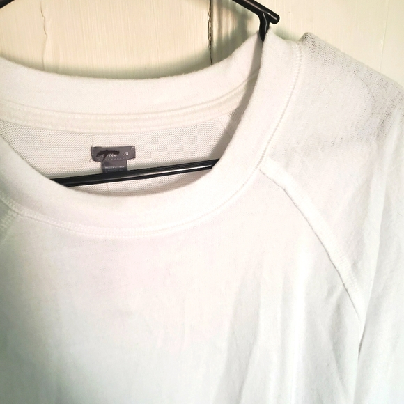 SOLD ****White Aerie Desert Sweatshirt - Picture 4 of 6